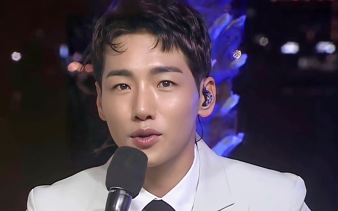 朴君 朴俊优 21.07.23 蔚山造船海洋庆典开幕 线上演唱会