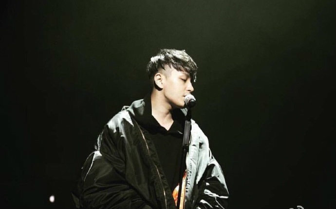 [图]160130 AOMG Concert - Simon Dominic