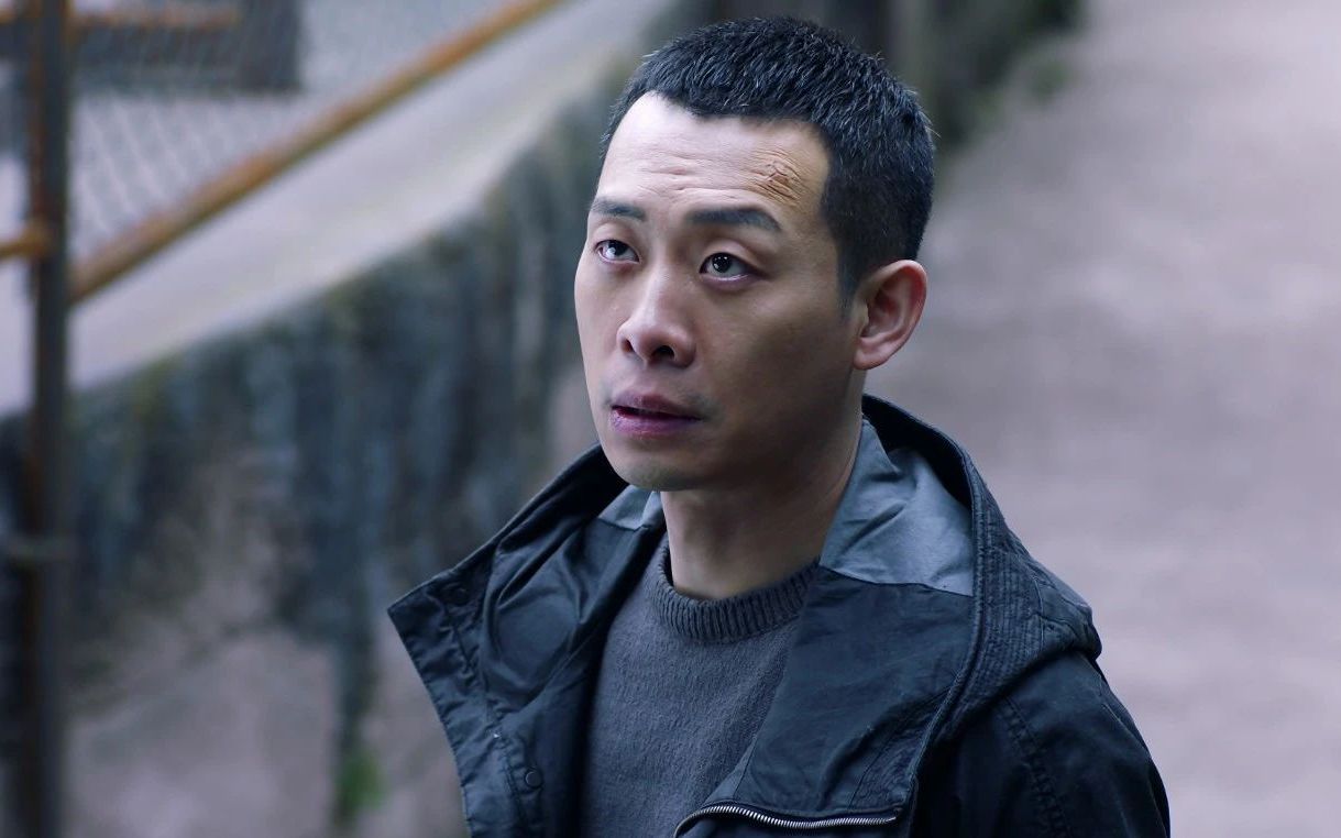 十年龙套,终成影帝,让我们看看张译演技的改变.