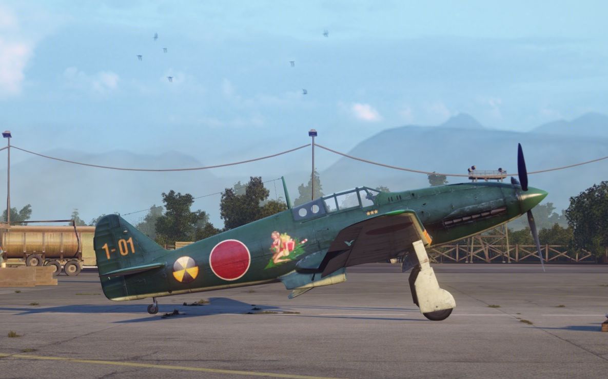 战机世界 第六级 日本 ki-61 生命值太低了,敌机只要撞上来即可,速度