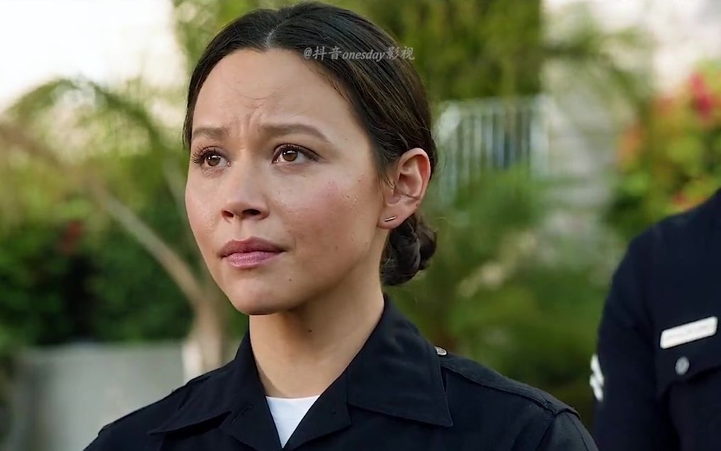 菜鸟老警赖车醉汉轻易不要和女生打赌