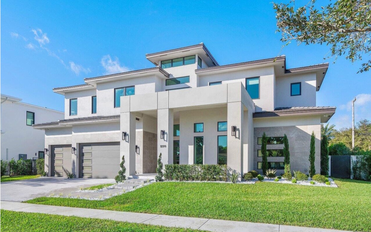 在佛罗里达州博卡拉顿的一座简约现代住宅i1099 ne 2nd ter, boca