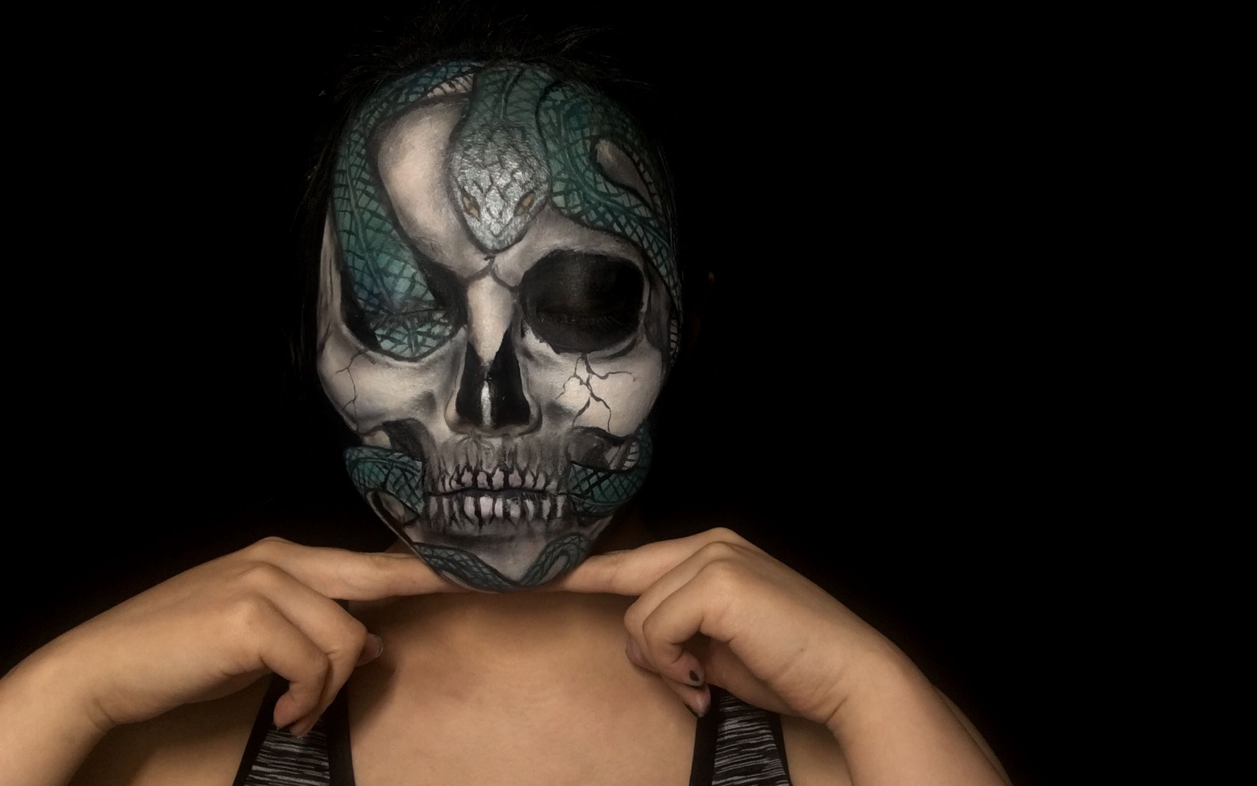 为一个喜欢蛇的朋友加油的脸部彩绘蛇与骷髅tattooinspired