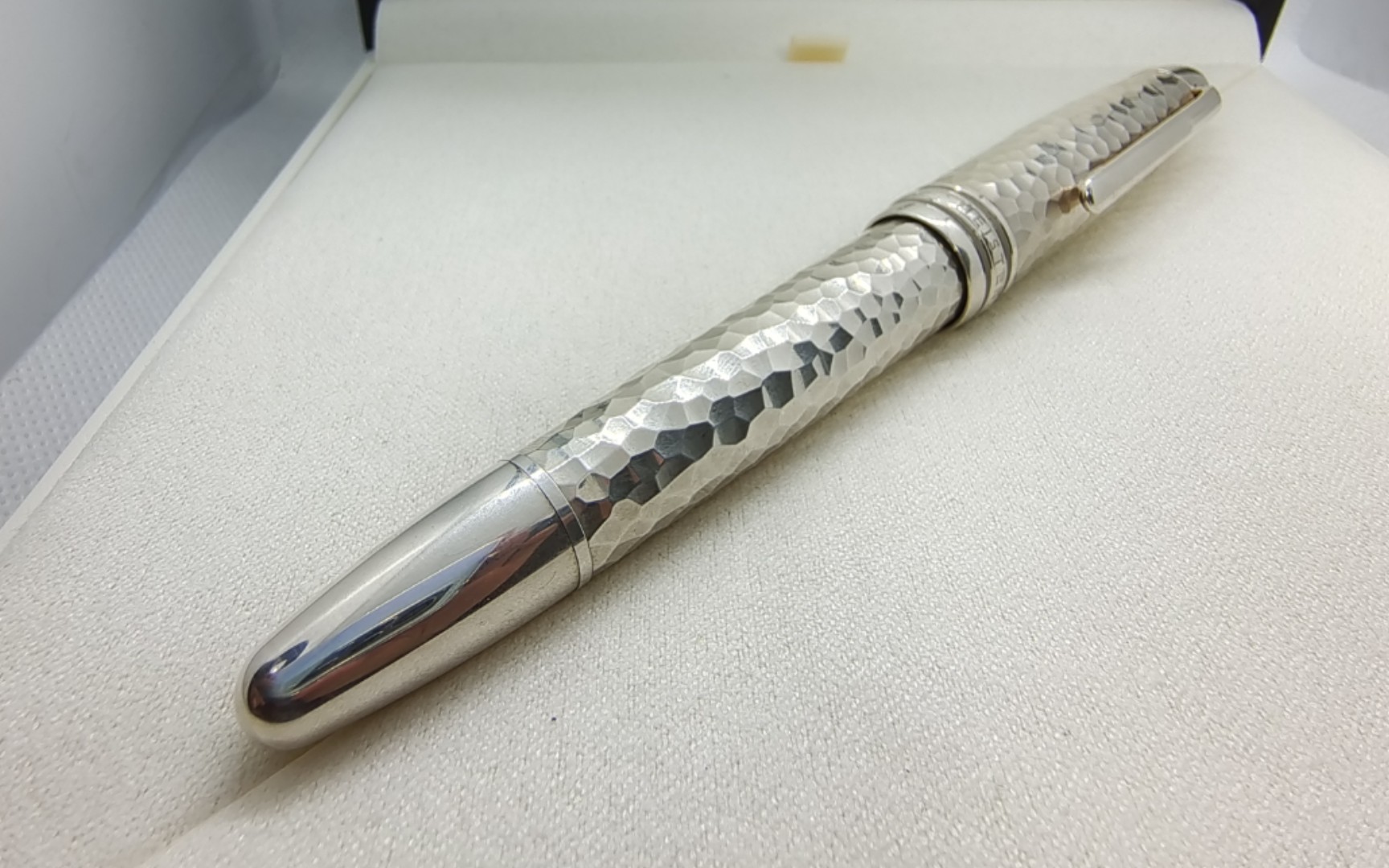 理学博士的钢笔分享万宝龙锤纹银钢笔
