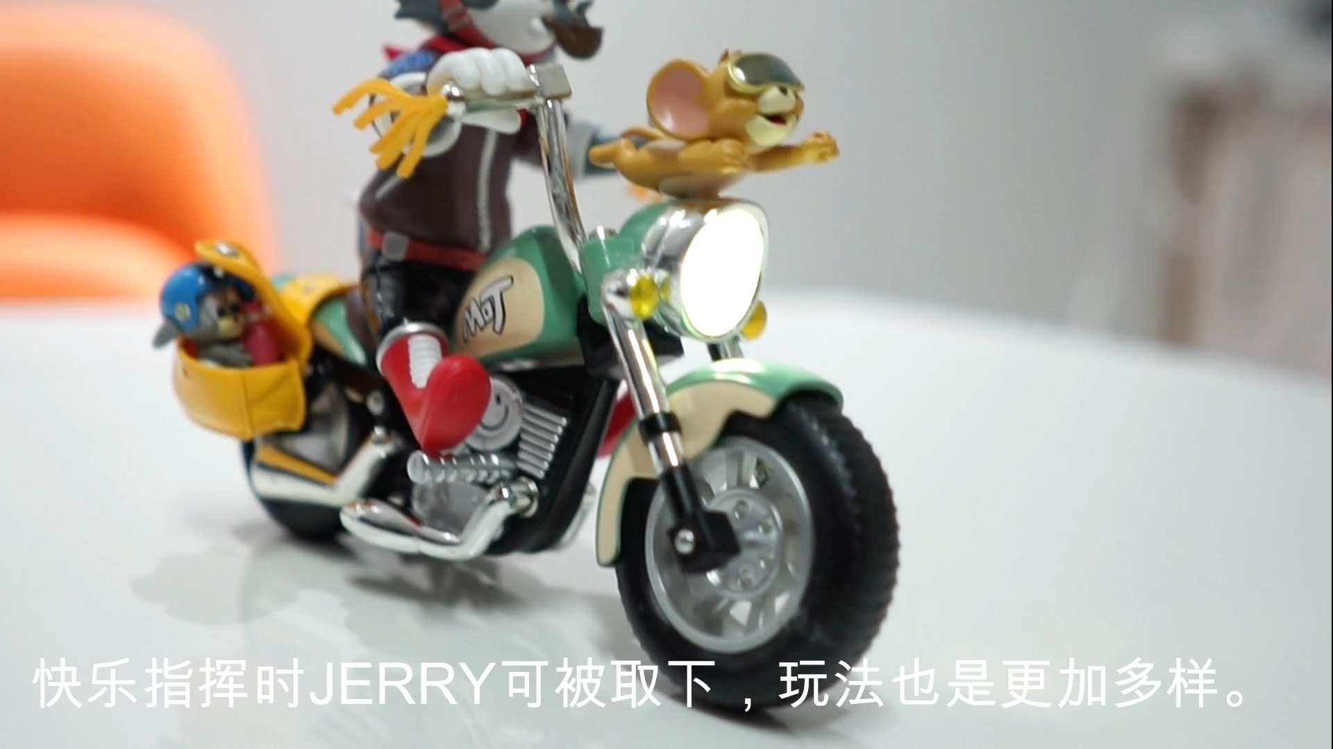 正版授权,天花板级 52toys tom and jerry猫和老鼠复古机车潮玩手办
