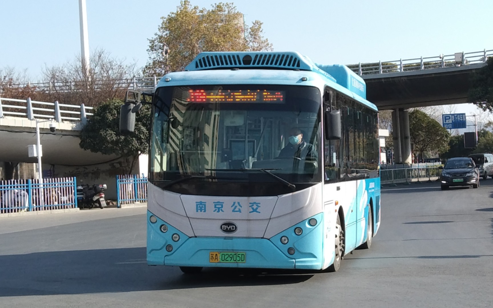 [南京江南公交]319路 旭日景城总站→南京站南广场西 pov_哔哩哔哩