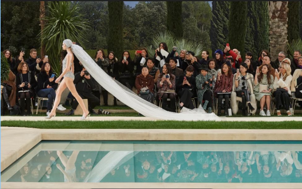 2019年香奈儿(CHANEL)春夏高级时装秀.The SpringSummer 2019 Haute Couture Show — CHANEL哔哩哔哩bilibili