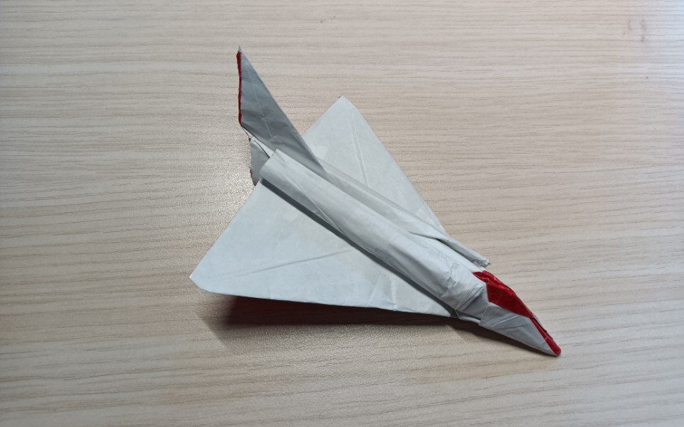 折纸教程之幻影2000战斗机的折法