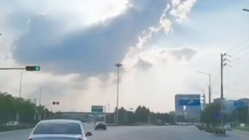 都市报道 子弟们进小区灾后清理 这个场景太震撼 哔哩哔哩 つロ干杯 Bilibili