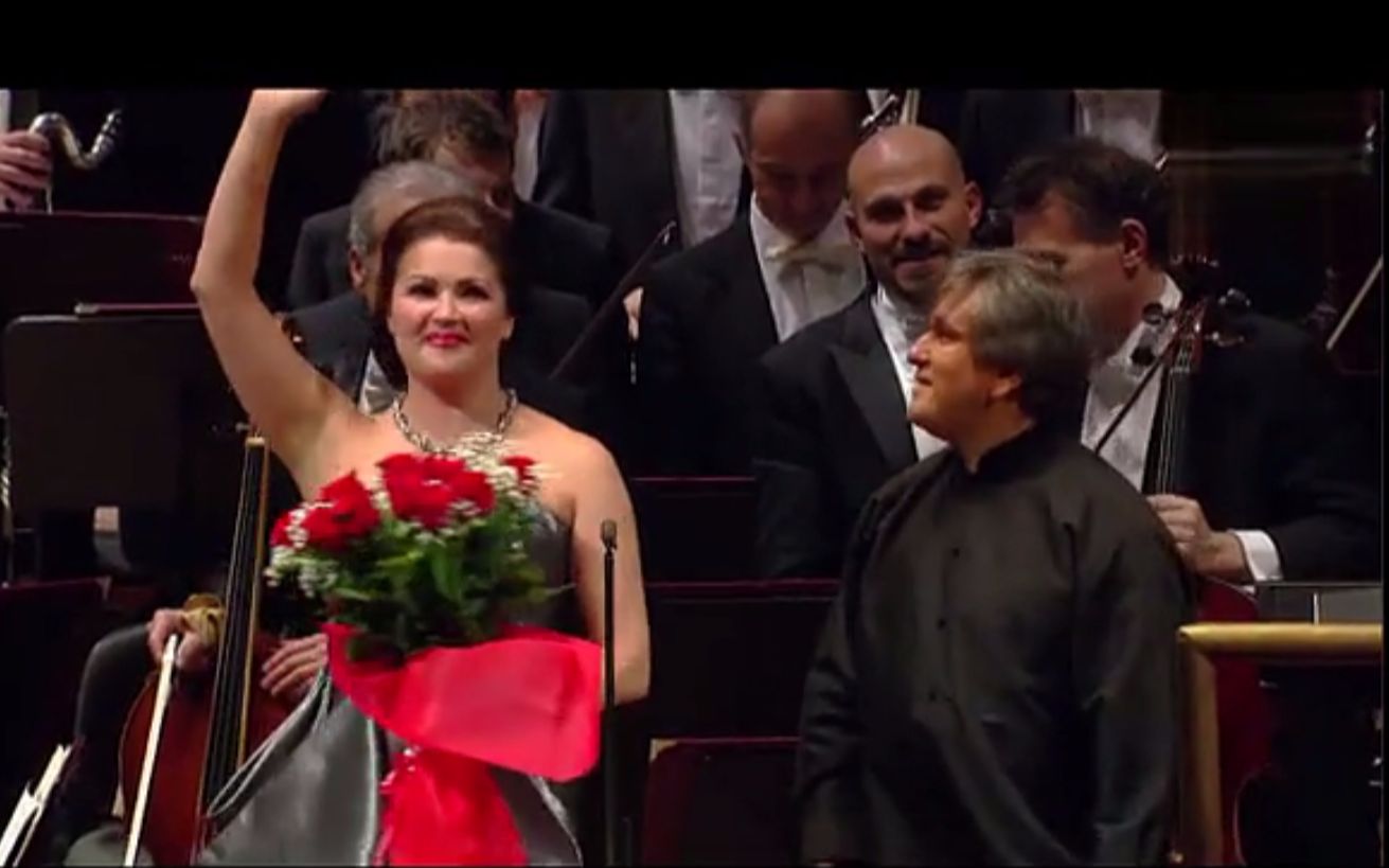 经典歌剧唱段 帕帕诺 Antonio Pappano 指挥 安娜ⷥ刧‘ž贝科 Anna Netrebko 女高音 威尔第 德沃夏克哔哩哔哩bilibili