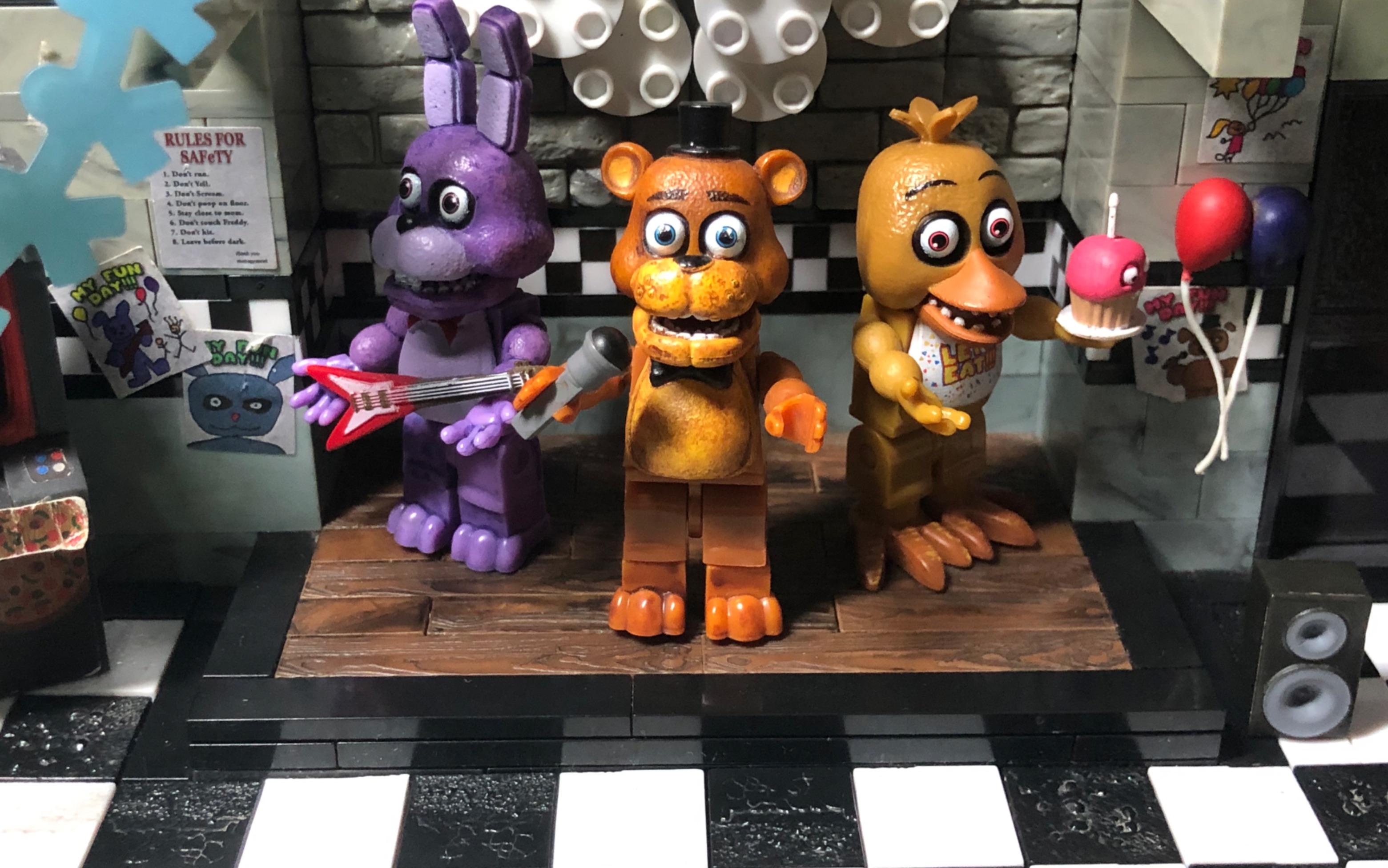 fnaf麦克法兰一代大舞台测评