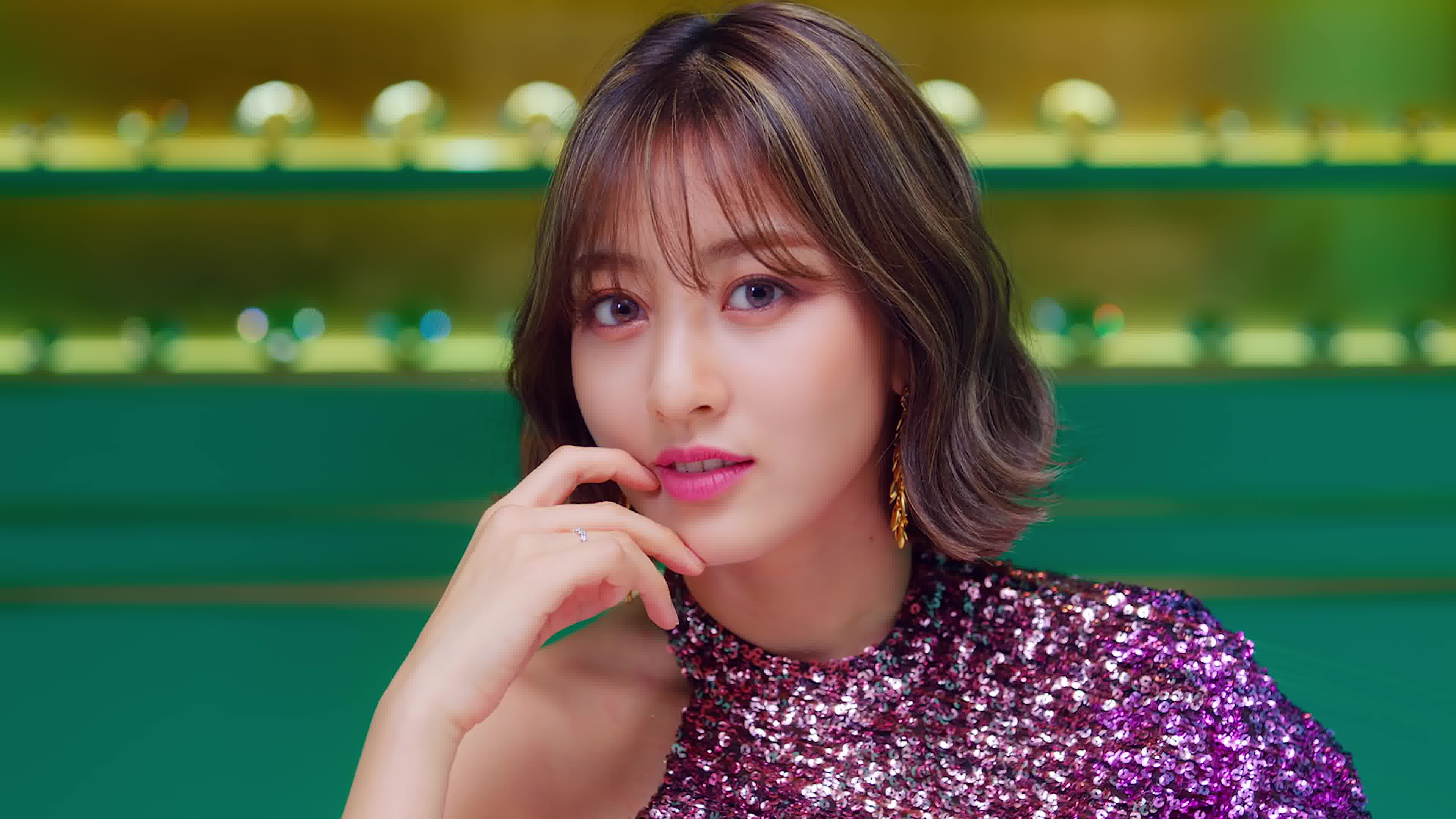 [最新日专]twice 「fake & true」 music video_哔哩哔哩 (゜-゜)つロ