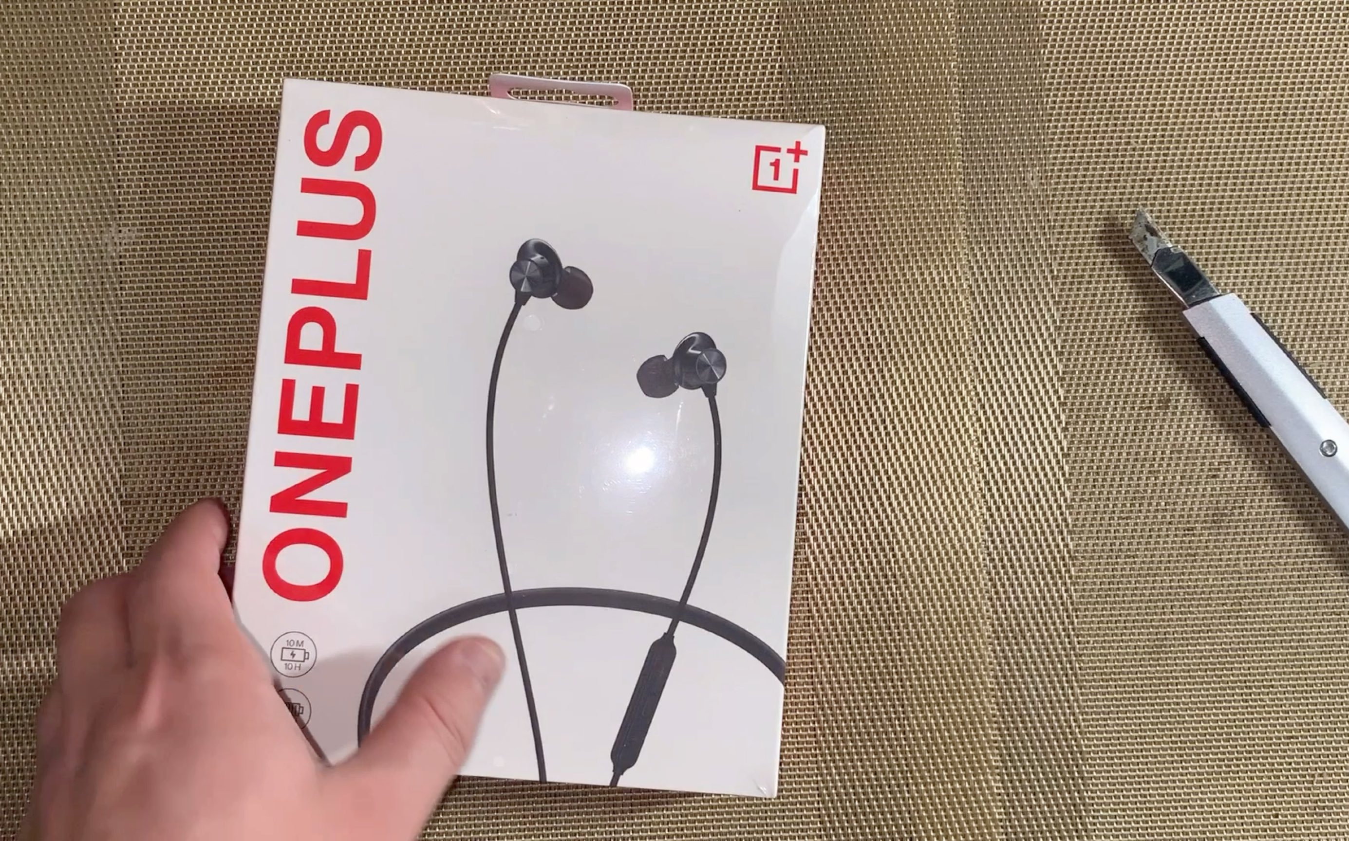 一加云耳z开箱上手_哔哩哔哩 (゜-゜)つロ 干杯~-bilibili