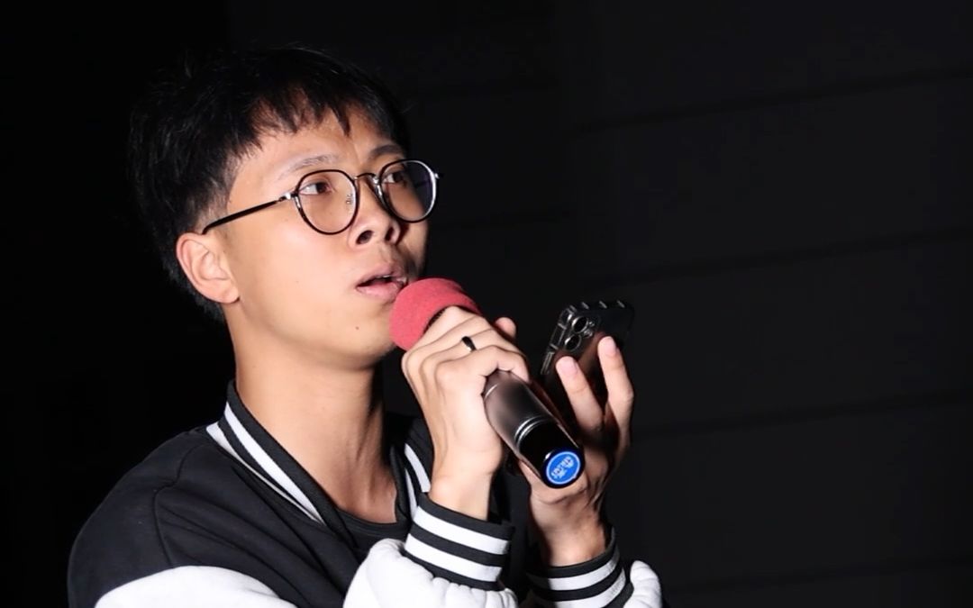 活动  高新最强音 歌手:陈涛 原唱:许嵩《灰色头像》