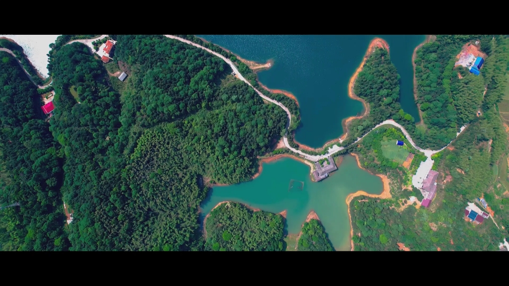 江背乌川湖风景区图片