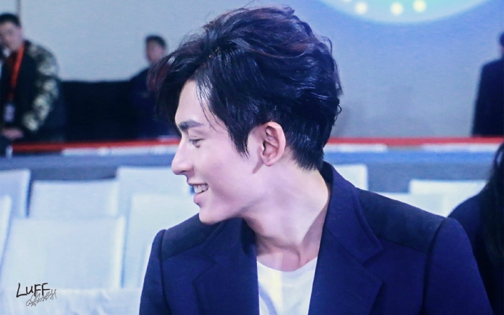 【张哲瀚】【luff花絮】[20160125]班淑传奇首映礼-群访饭拍