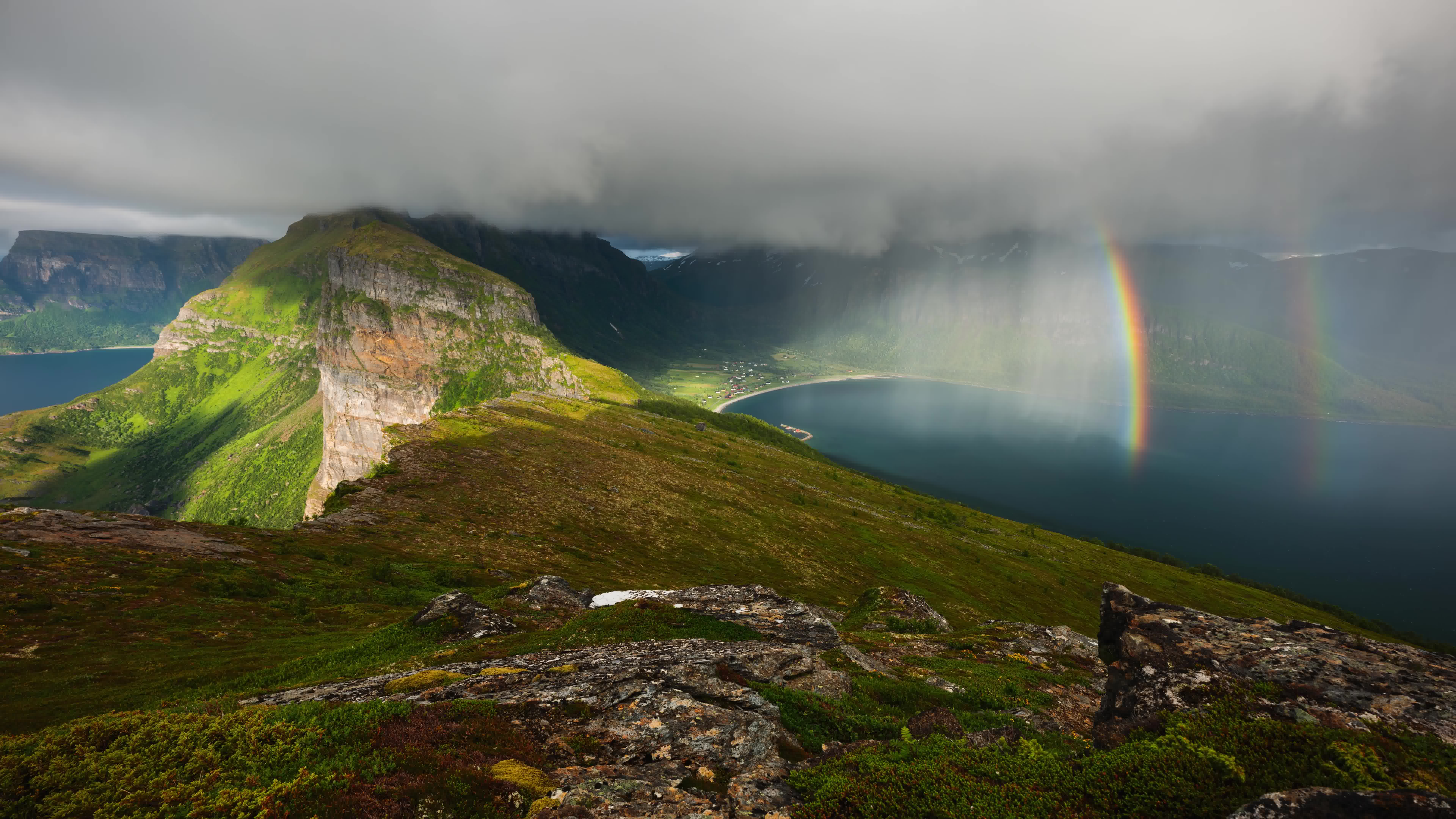 8k 视频 挪威 午夜 延时摄影 midnight sun 8k - a time-lapse