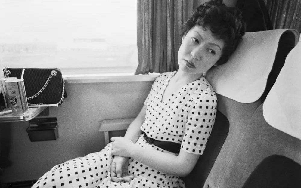 【再见 摄影】 第四期 荒木经惟之 《感伤之旅》看大师怎么拍女友