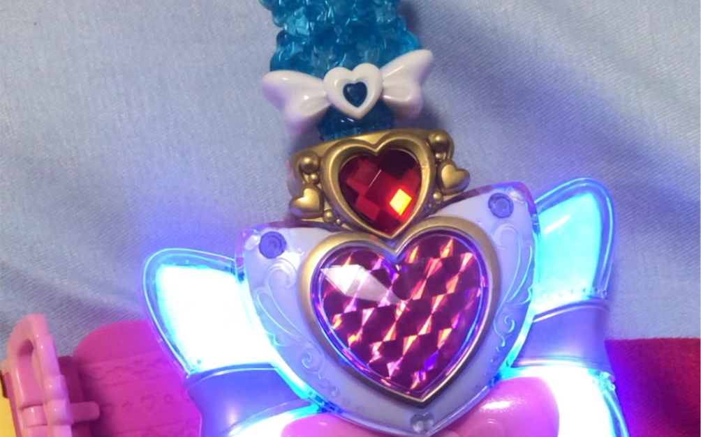 【巴啦啦小魔仙飞越彩灵堡】魔法手镯,弄十次,一两次才成功的蓝色晶匙