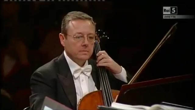 [图]【艺术歌曲/马勒】Ian Bostridge - 马勒《少年魔号》片段 "Des Antonius von Padua Fischpredigt"