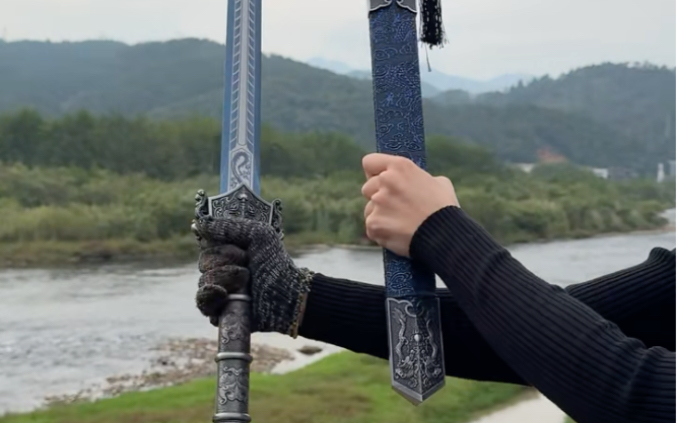 此剑无名,请赐教