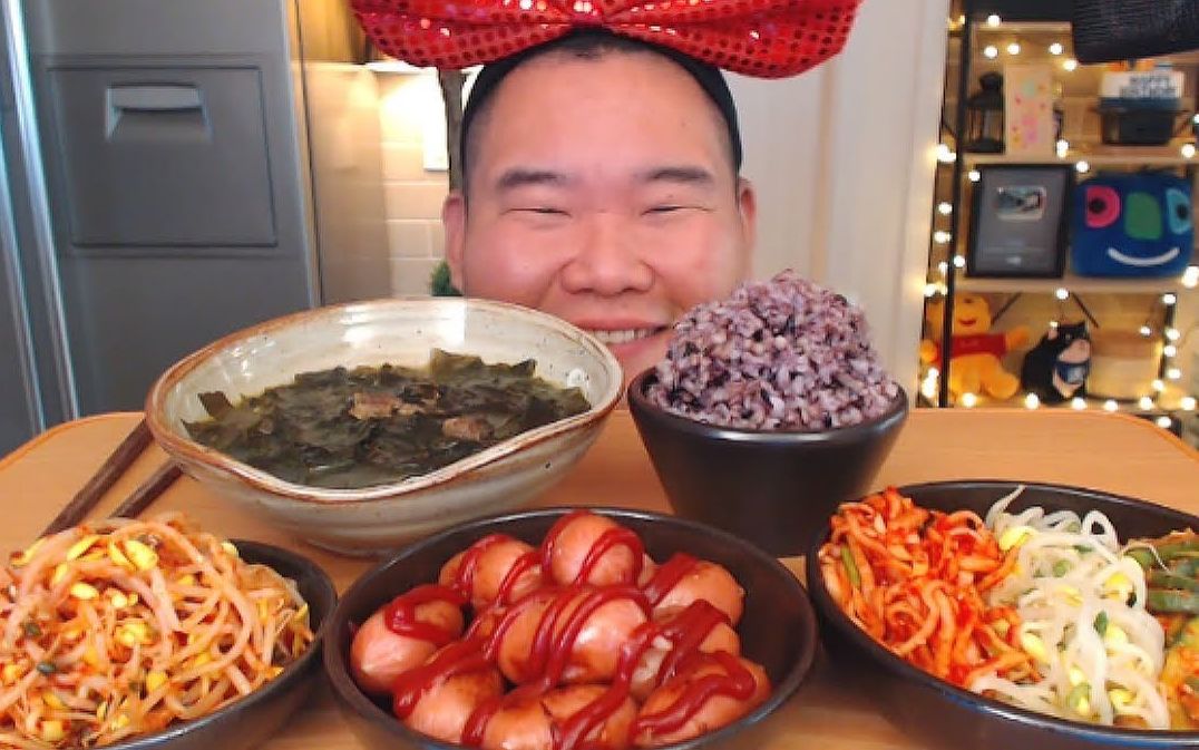 韩版^(*~(oo)~)^猪皇殿下 - 最新吃播两篇合集(2019.5.