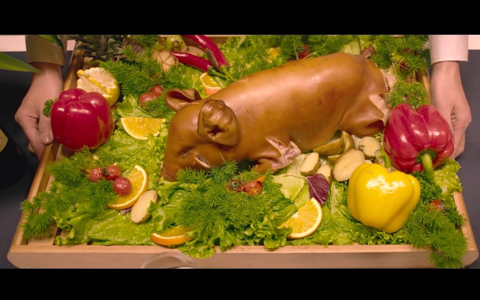 【影视剧中的大口干肉片段】 西虹市首富 三口一头猪 尹正大口吃肘子