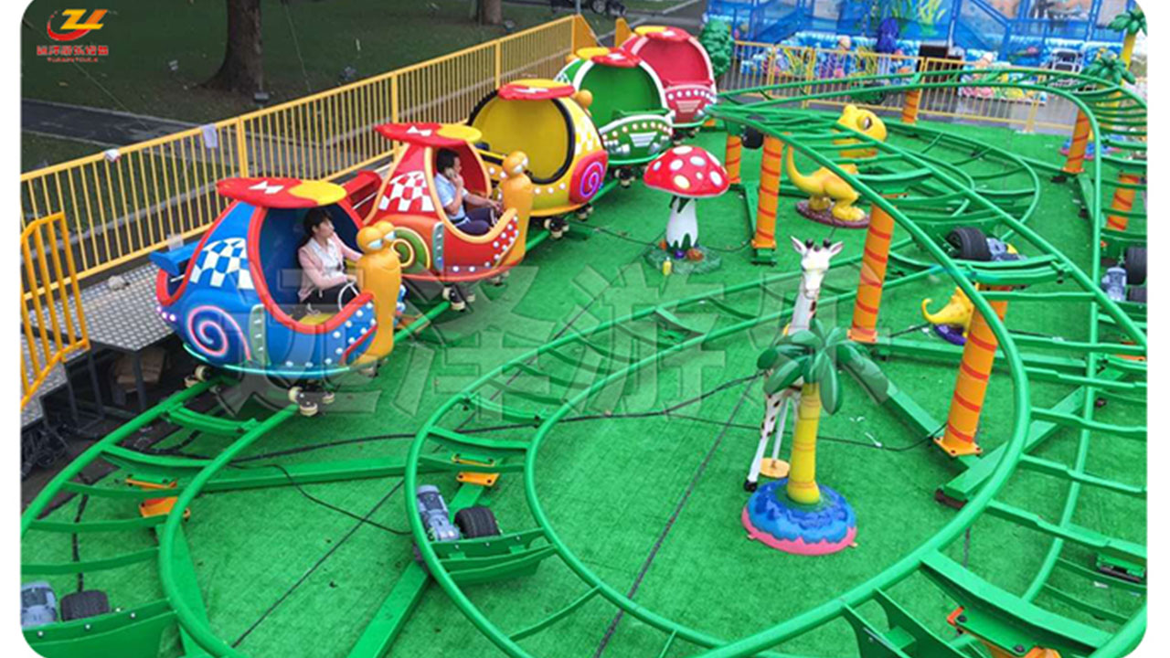 云南太空主题迷你自旋滑车 小型过山车厂家_哔哩哔哩_bilibili