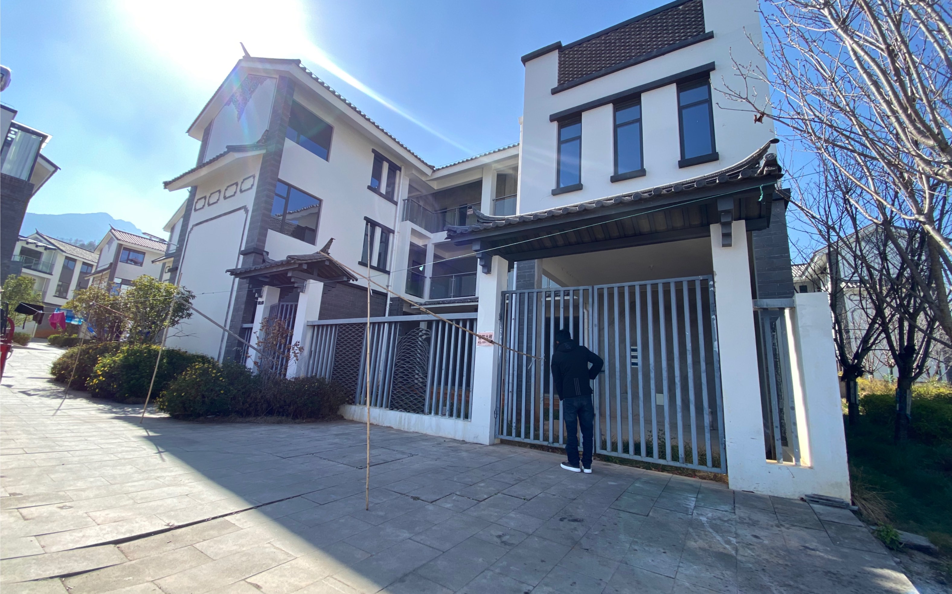 第一集:大理古城1806小镇别墅,花园大,地势高,海景视野开阔