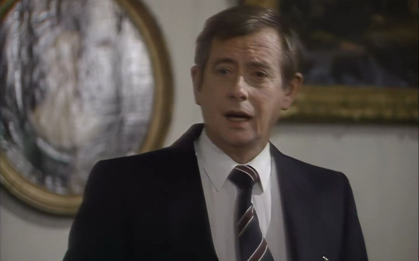 【ypm/是,首相】"伯纳德小天使:原来我是多余的"