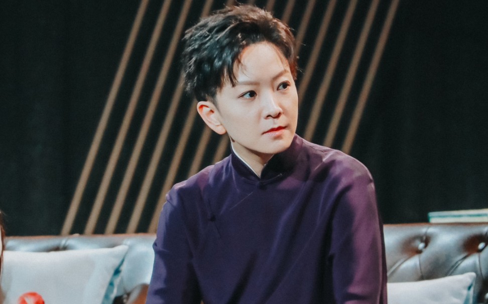 王珮瑜即兴演唱独上西楼