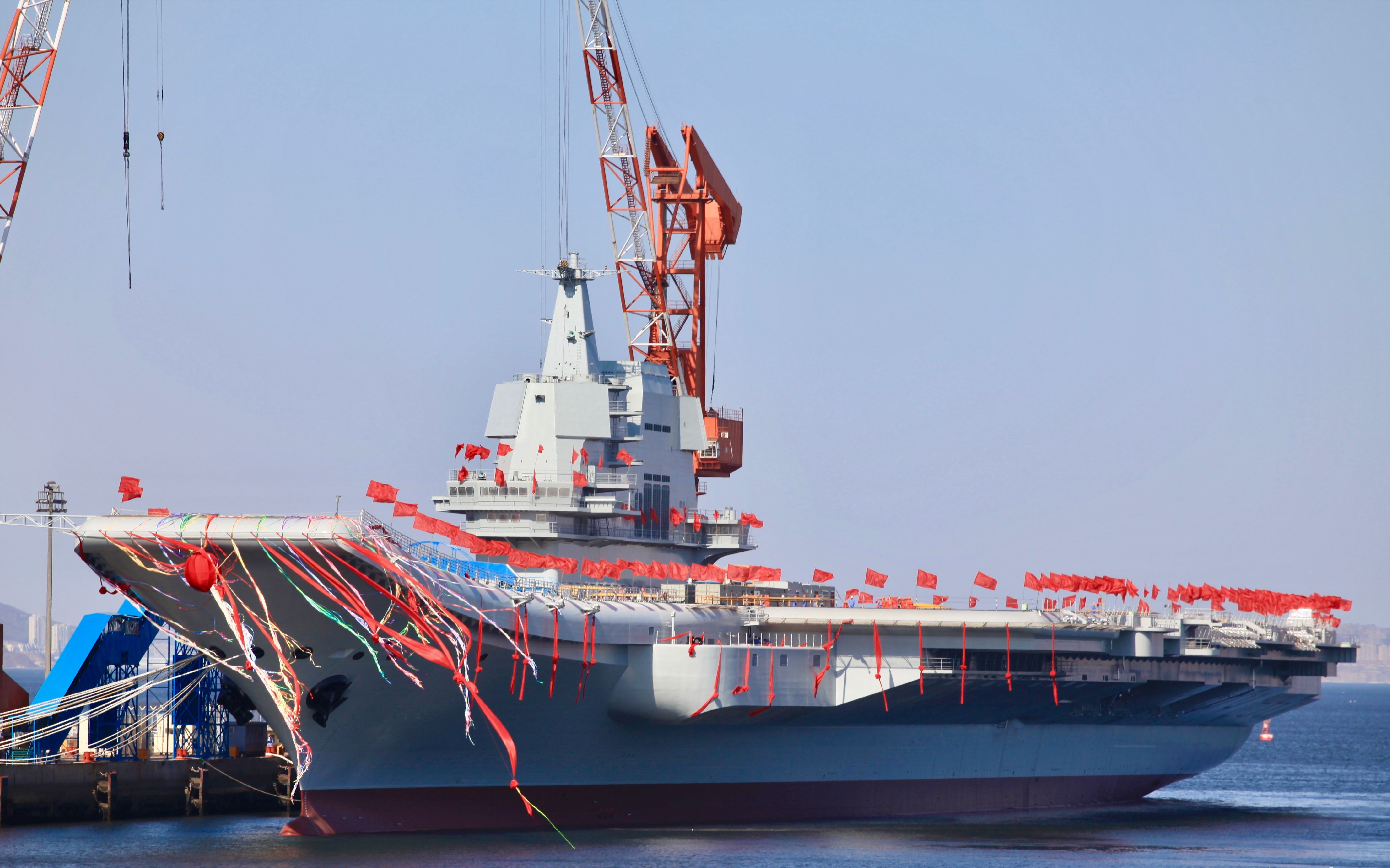 001a型国产航母坞内建造视频图集