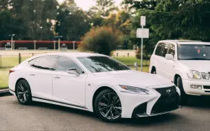 Tải video: 【顾俊】雷克萨斯Lexus LS500 F Sport，另类的豪华车~~详细用车感受分享~~