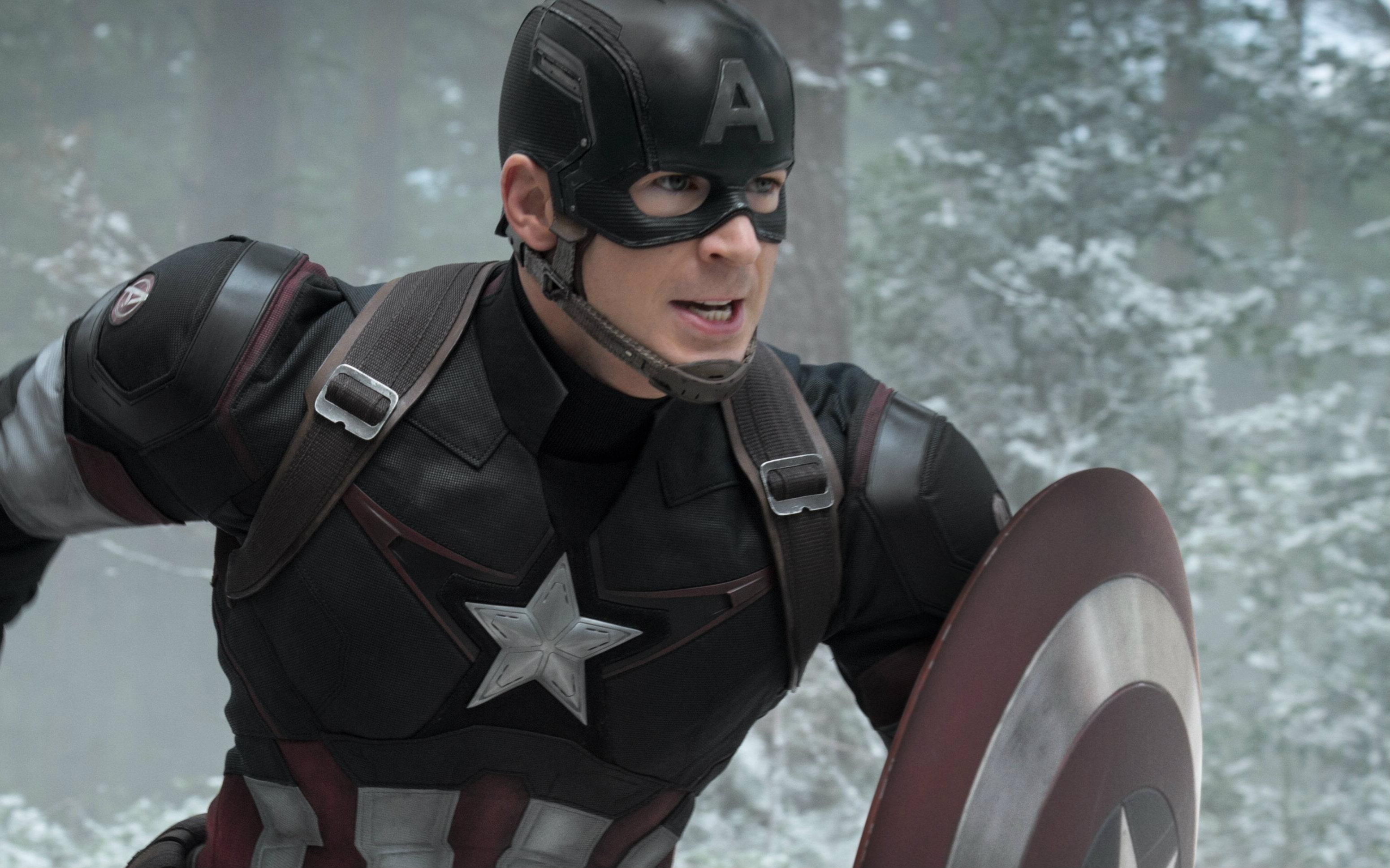 漫威:美队超帅救场!绯红女巫的眼神有点痴迷