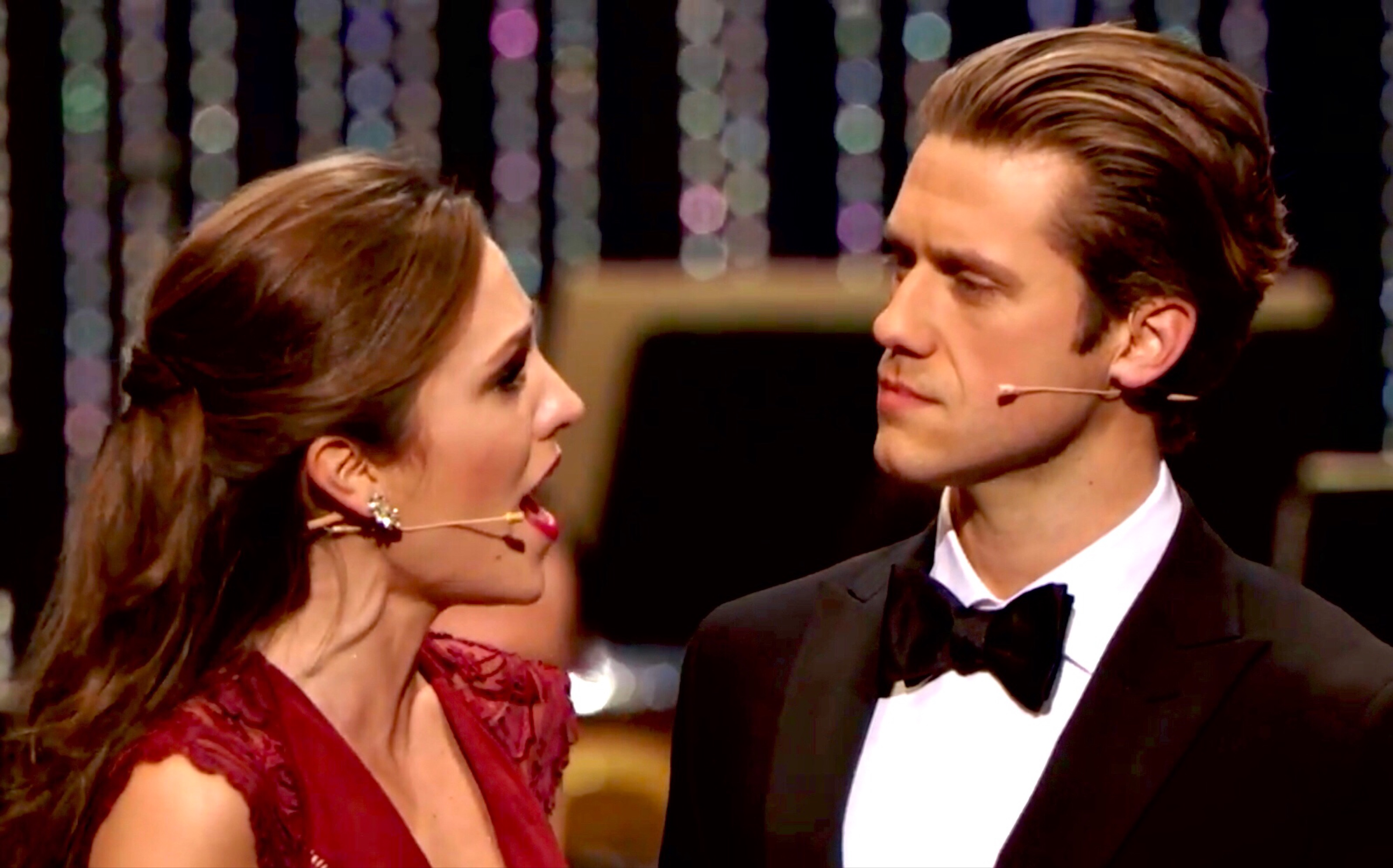 [图]【中英】“Make Our Garden Grow”-伯恩斯坦轻歌剧Candide-Laura Osnes & Aaron Tveit