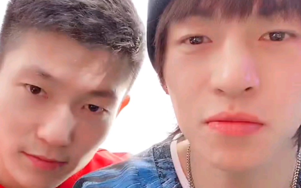 乔潇潇乔流水乔治黄潇2020126dy跑调ktv3直播录屏