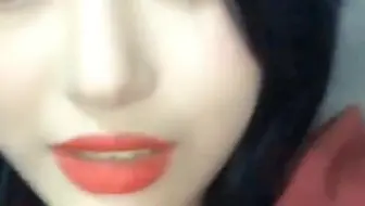 【SNH48】周诗雨小朋友在线嗷呜嗷呜，怒指王奕前晚对她做了什么