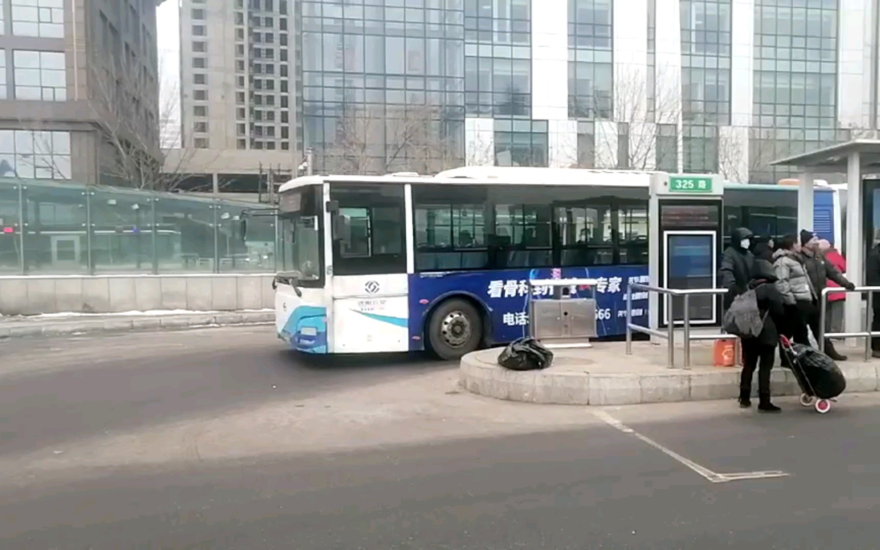 【沈阳最后的五洲龙客车】沈阳公交267路外景