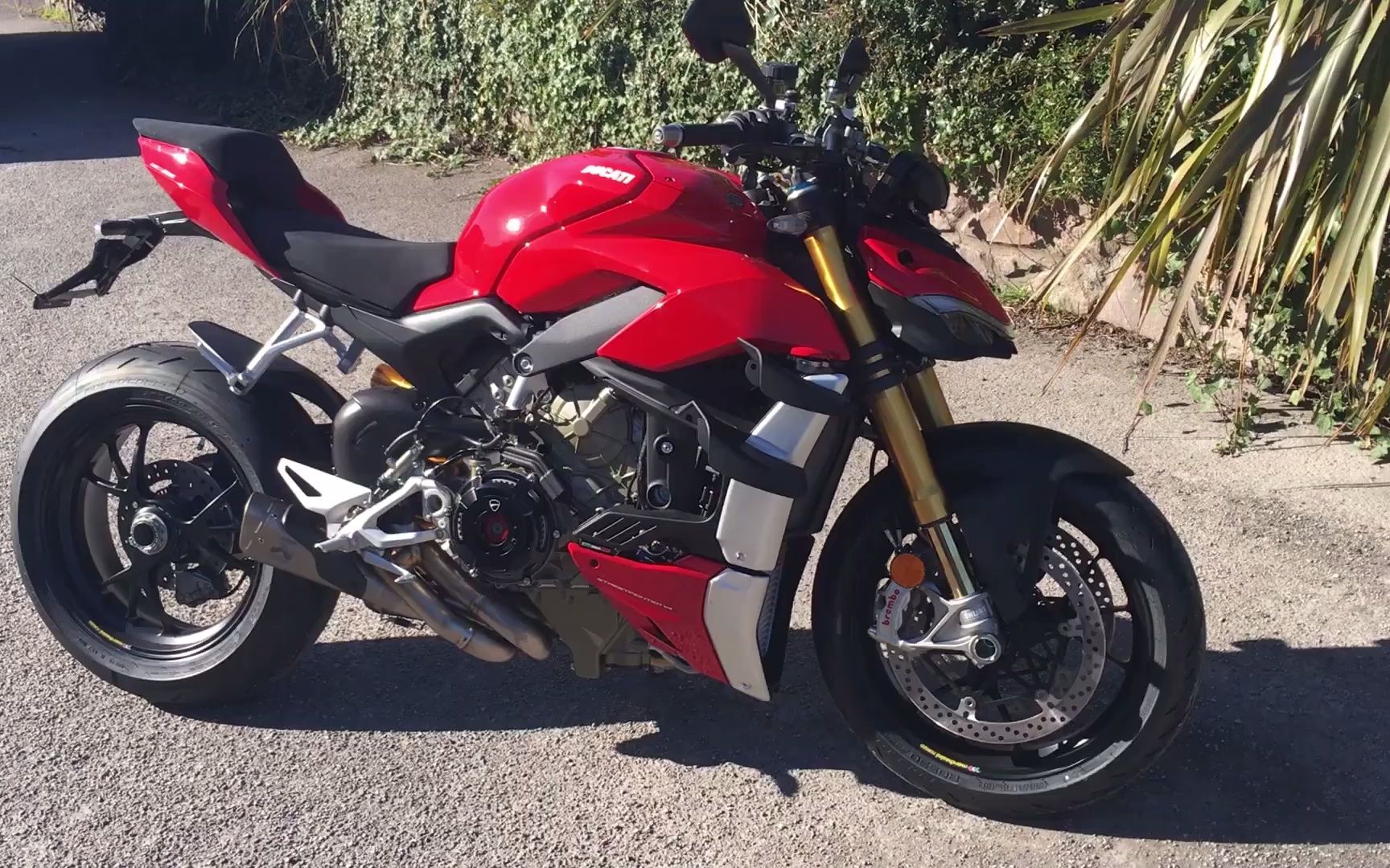 2022 ducati v4s 街霸