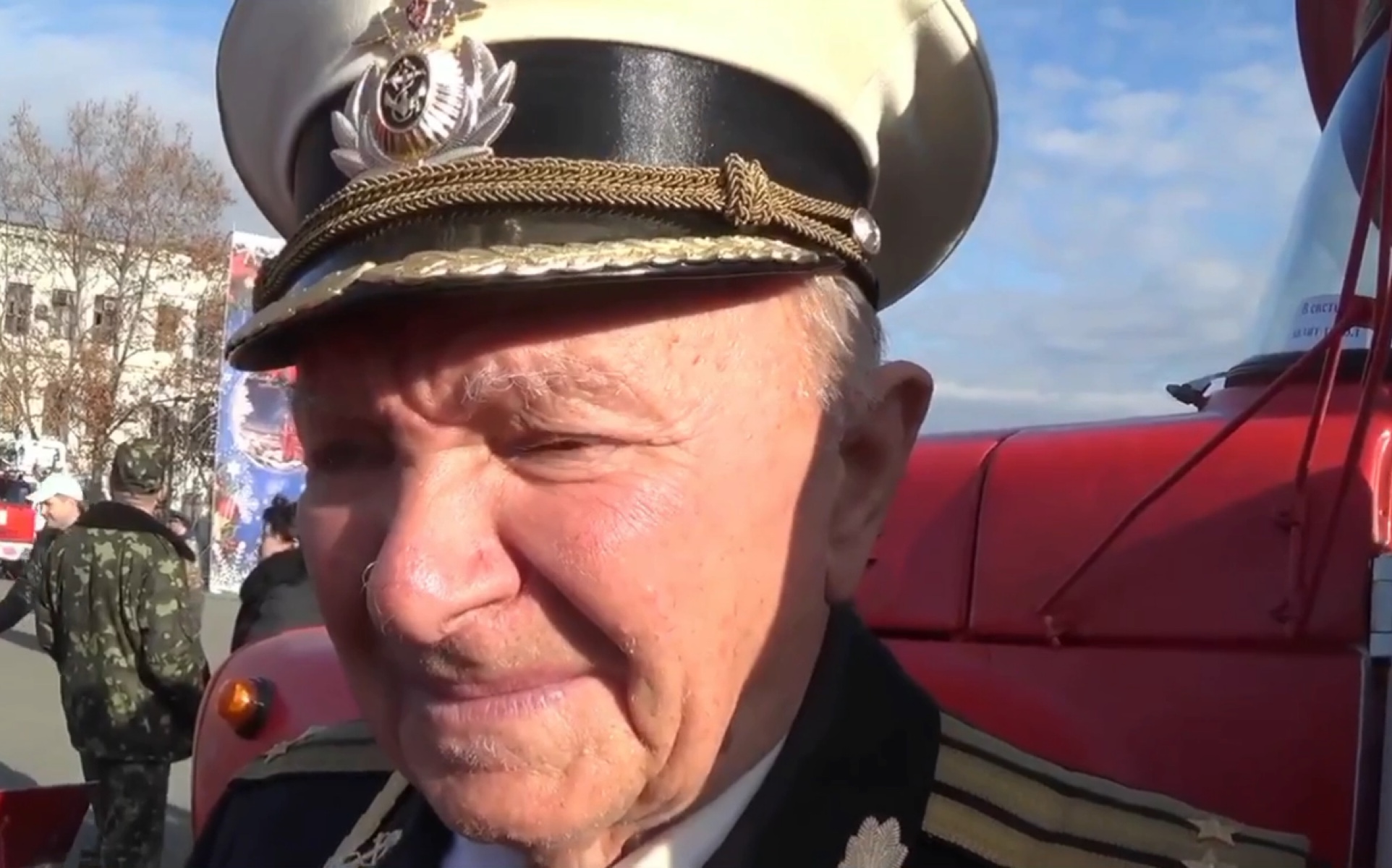 【泪目】二战老兵含泪演唱苏联国歌_哔哩哔哩_bilibili