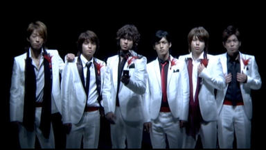NEWS - 繭さま ✴︎NEWS LIVE TOUR 2012 ✴︎美しい恋にするよ 812V+-AwYQL._AC_SY200_QL15_.jpg