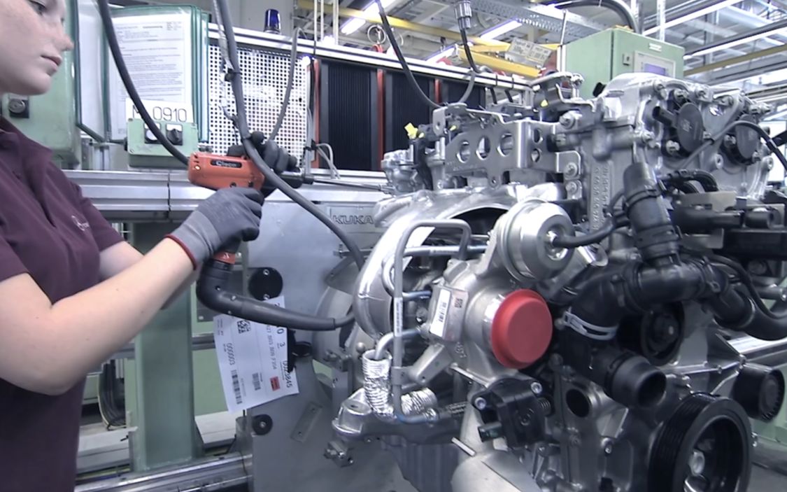 奔驰发动机 双离合变速箱生产线(德国工厂)