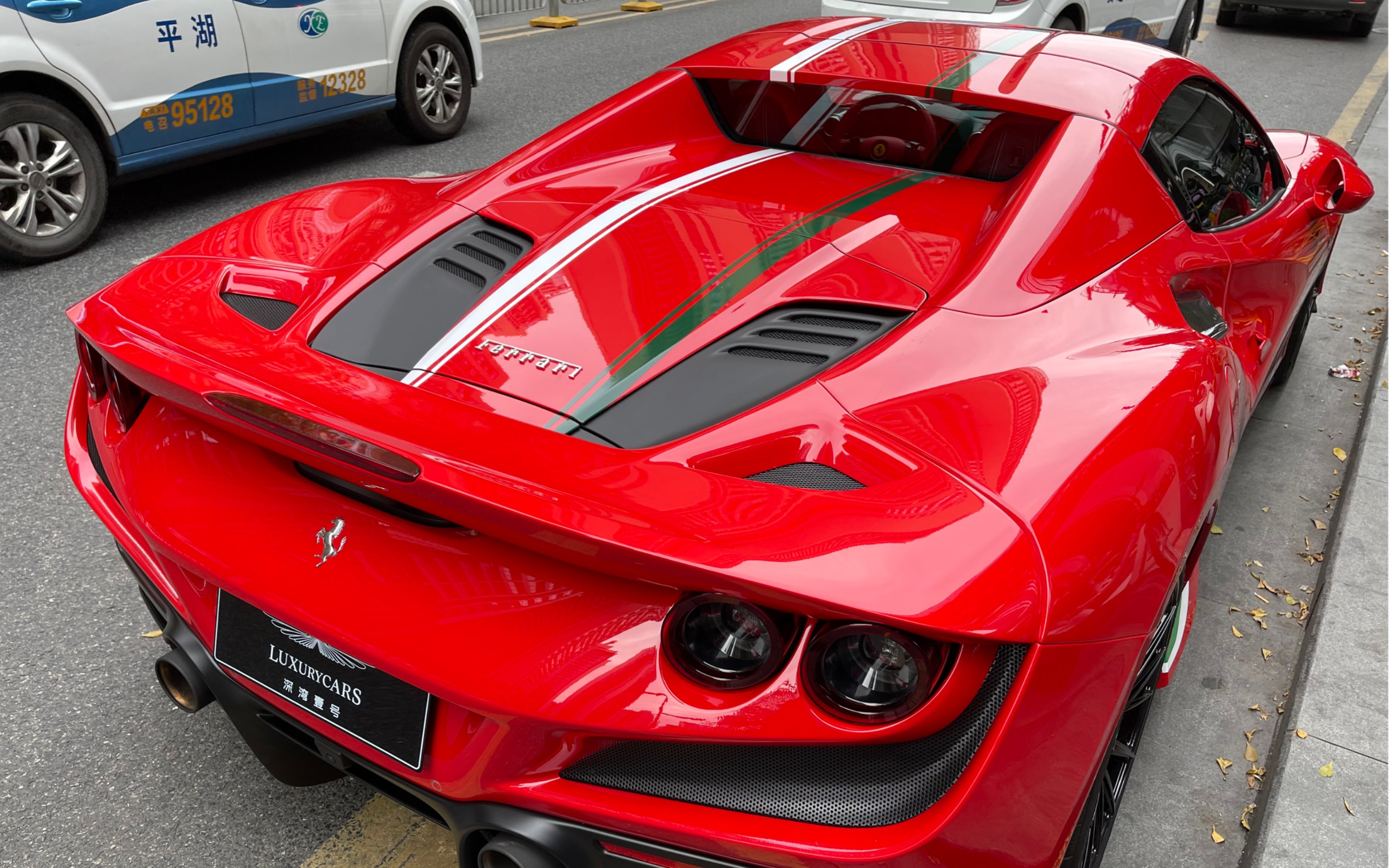 【深圳|f8 spider】法拉利f8敞篷版出货量估计不太高,不常见