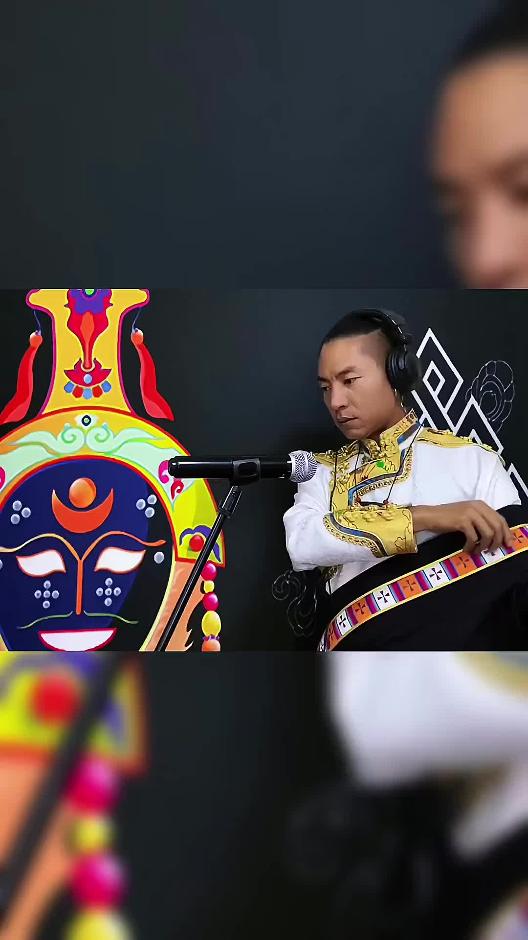 阿克班玛热门圣地艺人云丹