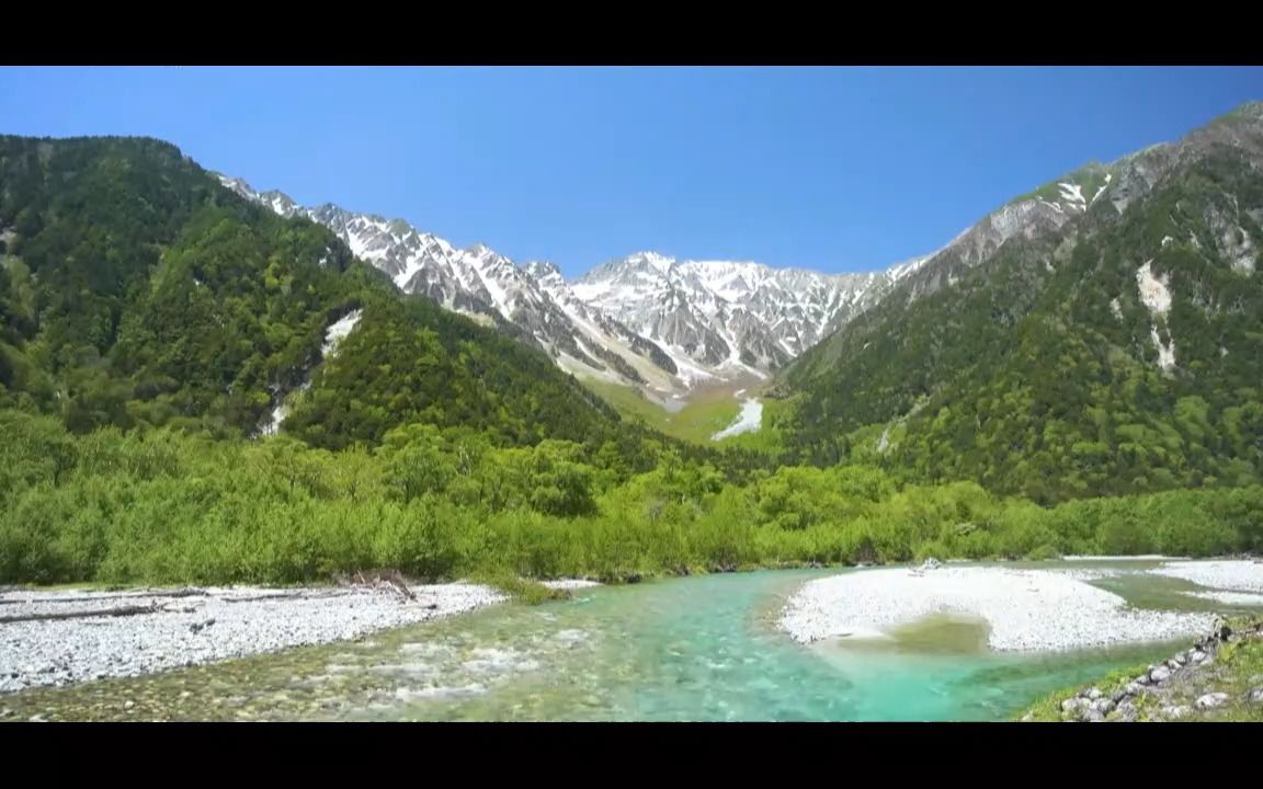 小溪清澈见底,两边长长柔软的树枝随风飘动,听着溪流哗哗的声音!是的,这就是让人魂牵梦绕中家乡的小溪!白噪音!哔哩哔哩bilibili