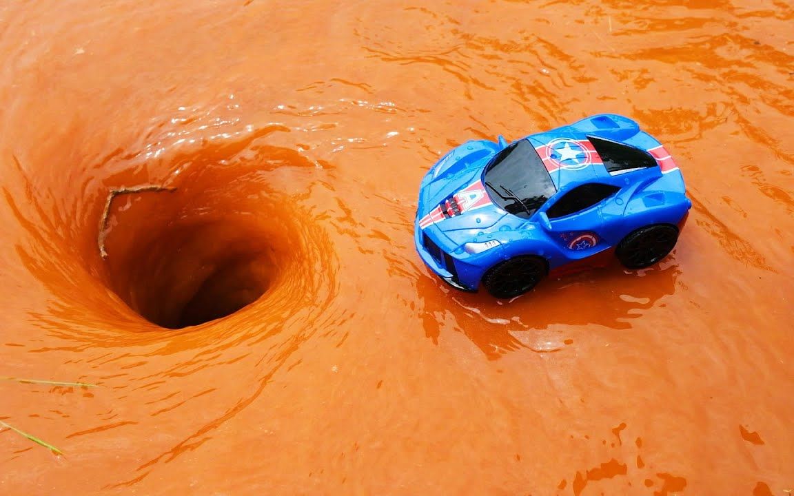 坦克车,跑车,汤姆猫,挖掘机被漩涡吸到哪里了?