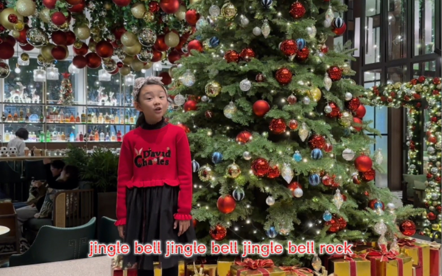 [图]最美圣诞季｜Sofia童声演唱圣诞歌曲《Jingle Bell Rock》