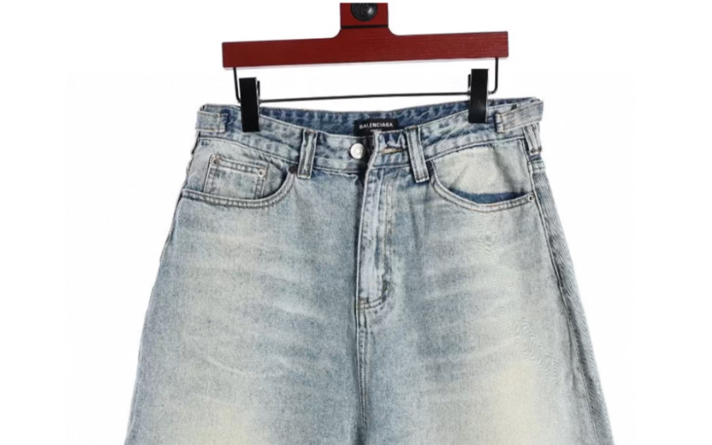 balenciaga巴黎世家水洗做旧毛边短裤