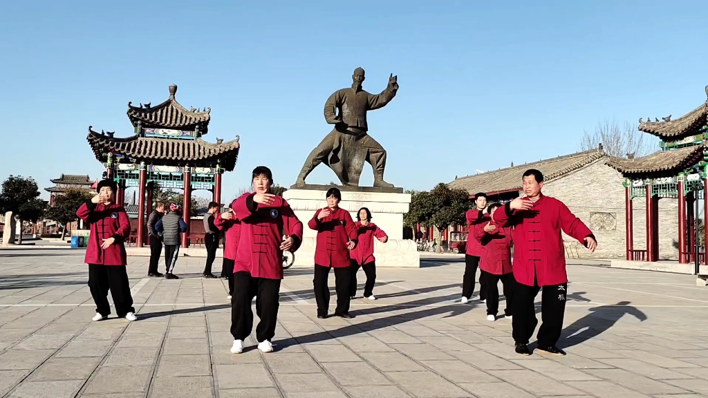 [图]太极拳圣地，永年承扬带领演传统杨氏太极拳