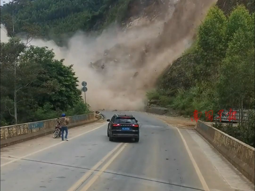 注意绕行!百色田东一国道山体滑坡致交通中断